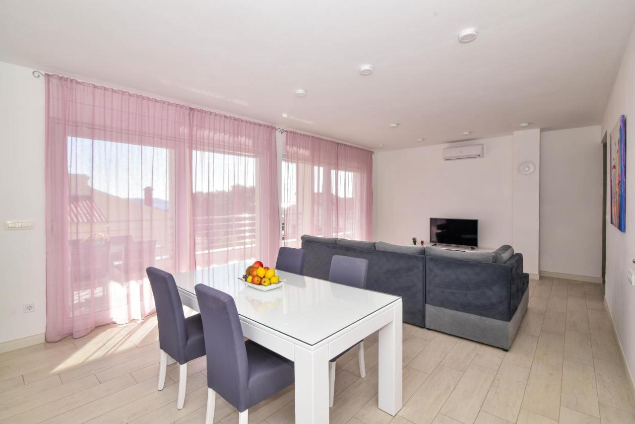 Apartment Deluxe Villa Carlotta Zadar Dış mekan fotoğraf