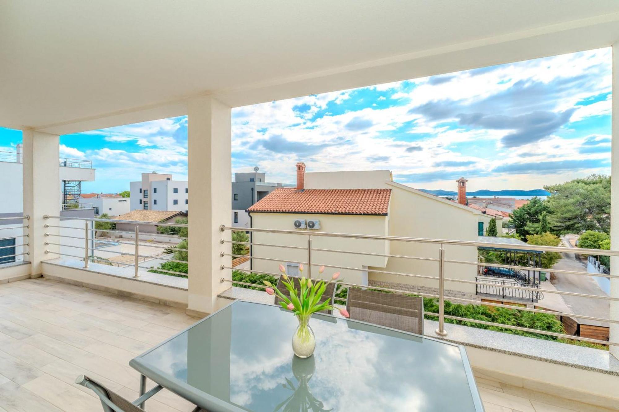 Apartment Deluxe Villa Carlotta Zadar Dış mekan fotoğraf